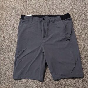 Oakley Men's Charcoal Flat Front Shorts